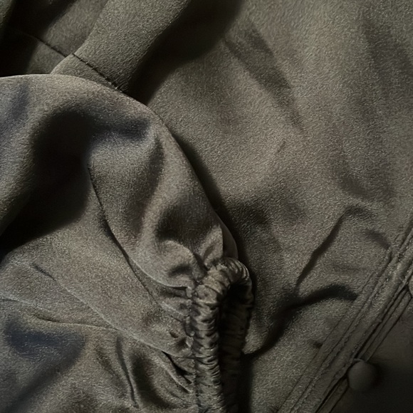 Satin Abercrombie Flowy Button Down - Picture 3 of 4